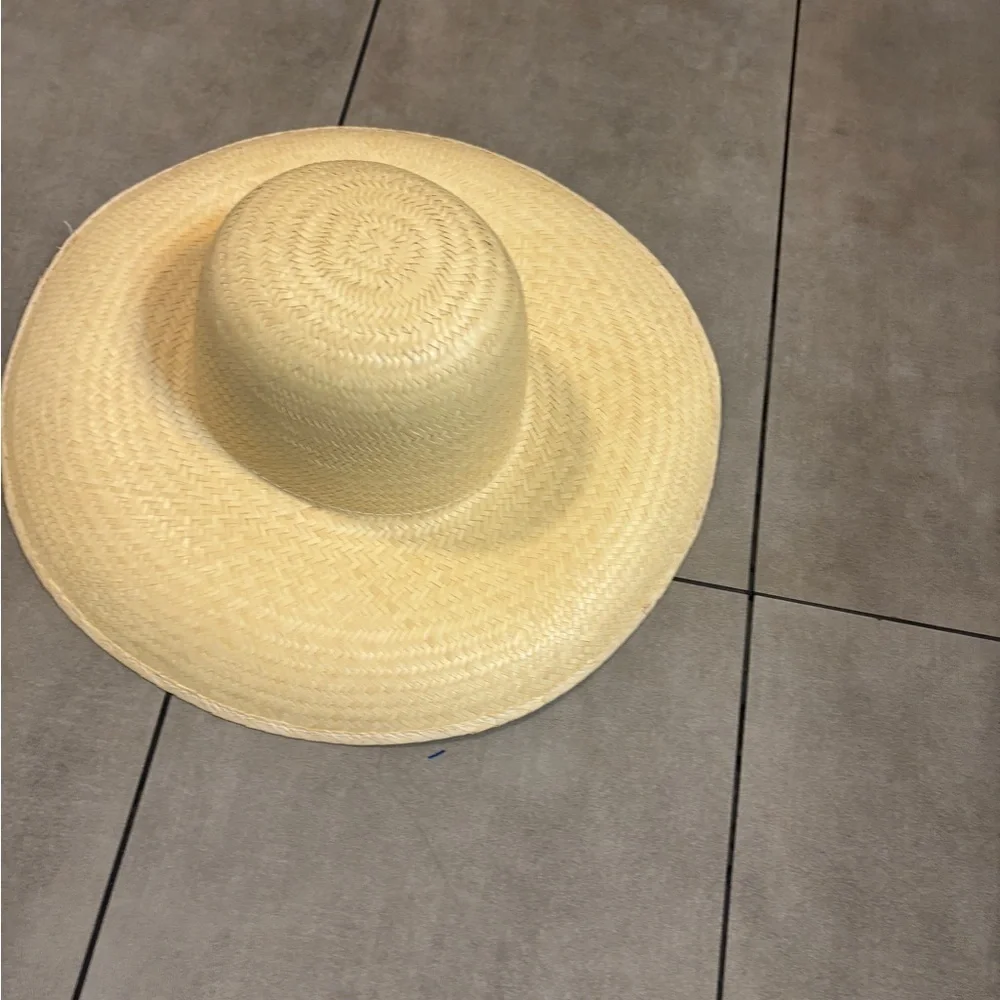 Brixton straw hat never worn made in Mexico xs/s